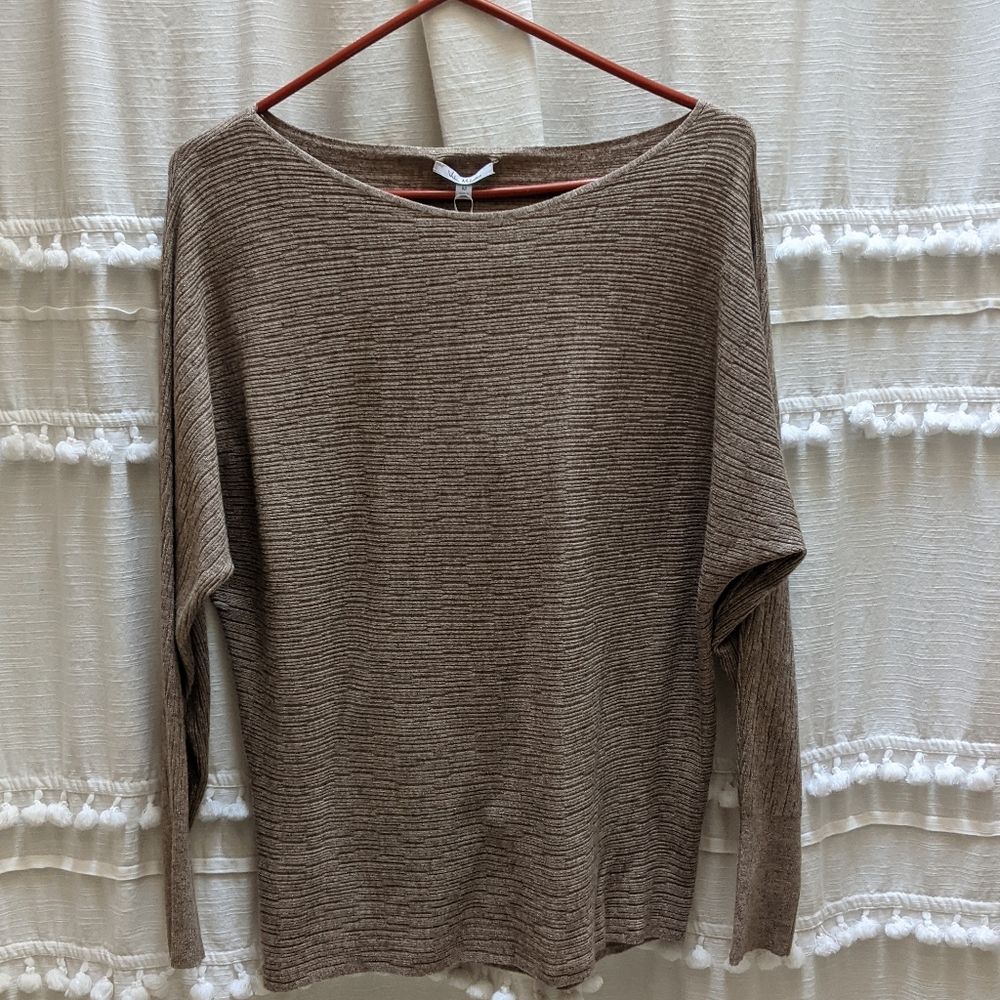 Women stretchy sweater